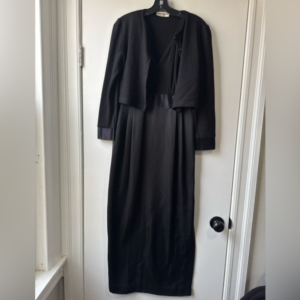 Heidi Weisel New York Women’s Cashmere Elegant Black Dress with Jacket